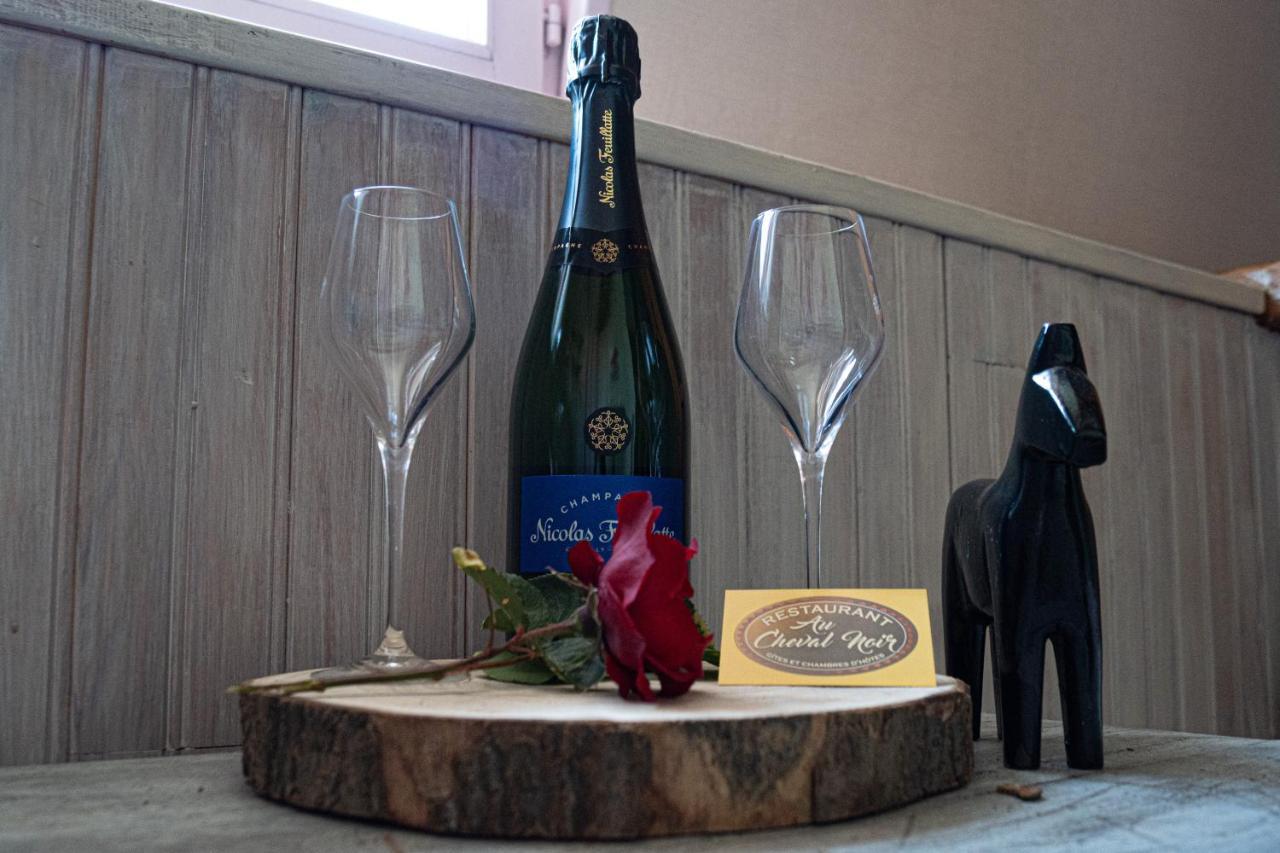 Quaëdypre Au Cheval Noir Bed & Breakfast エクステリア 写真